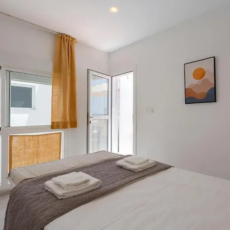 Atico Del Buen Cantaor By Cadiz4rentals * Cadix